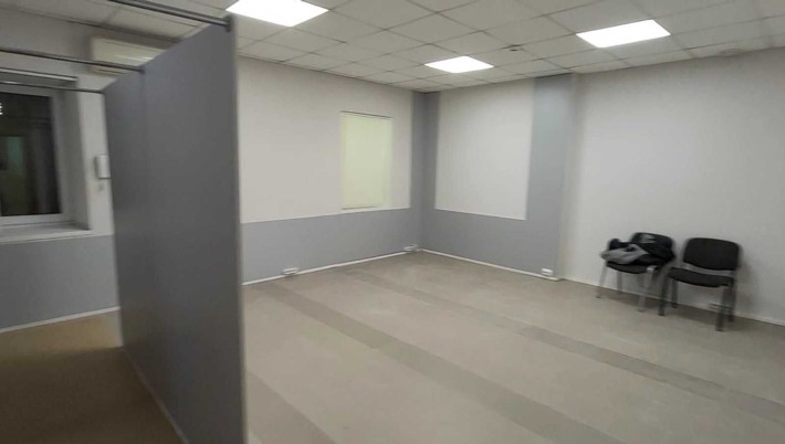 65 м на Подолі безпечний офіс, приміщення вільного призначення магазин - фото 1