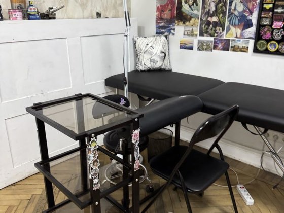 Оренда кушетки в салоні. Самий центр міста.