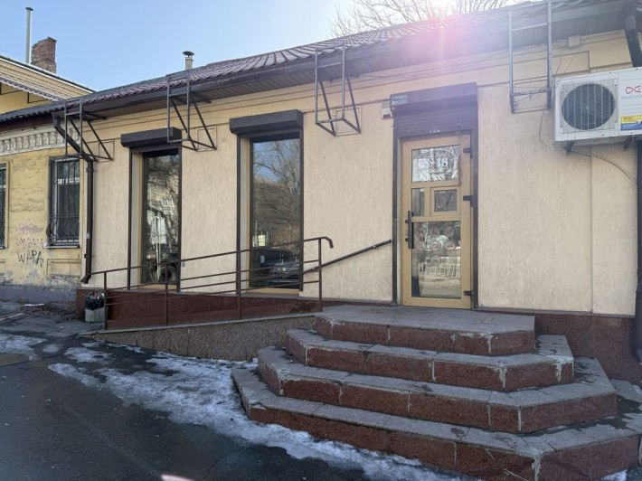 Сдам Помещение  60м2. Ул  Олега Петрова.  Пр Науки. Нагорка. - фото 1