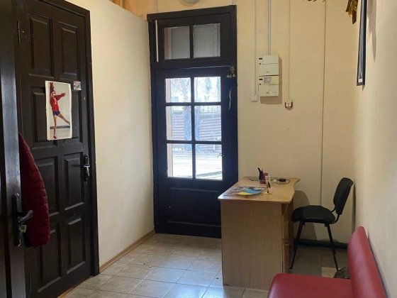 Сдам офис 37м 1эт отдельн вход. Админздание. Б-р Шевченко р-н Самолета Запоріжжя