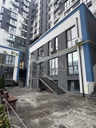 Комерційне приміщення  162 м² з ремонтом, фасад , ЖК Рівʼєра, Славутич - фото 1