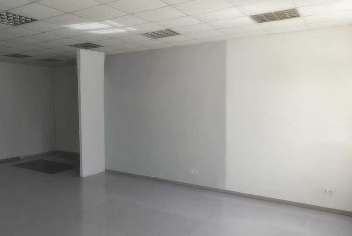 Здам в оренду зал 100 м.кв. Центр міста. Біля Депоту. Ціна 15 000 грн. - фото 1