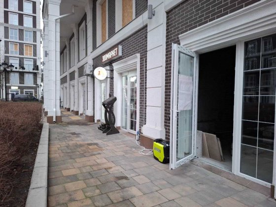 Оренда приміщення 49,8 м2, 1 поверх, ПРОХІДНЕ МІСЦЕ, ЖК Нова Англія Киев