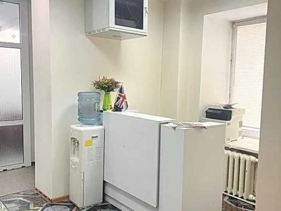 Аренда готового офиса с мебелью и инвертором в Центре