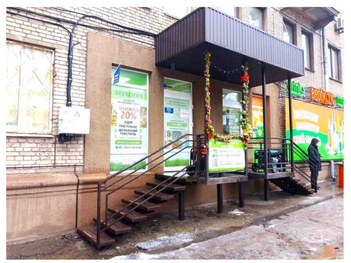 Оренда нежитлового приміщення 90 м. кв. на бул. Шевченка - фото 1