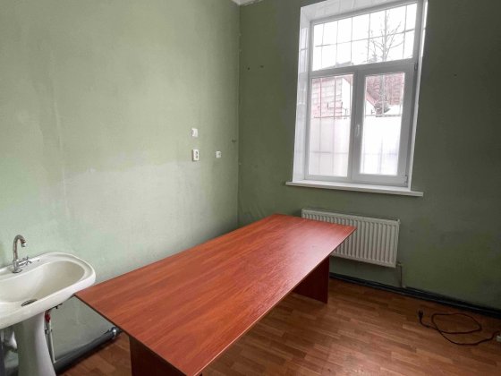 Оренда офісу 18м2 з водопостачанням Центр