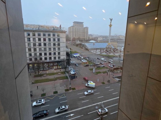Оренда офіса у центрі, Майдан Незалежності, світло не вимикають. Без% Киев