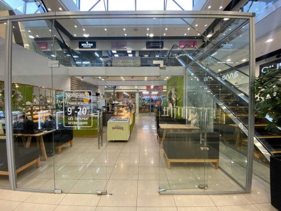 Оренда торгового приміщення на Ж/М Перемога 4 в ТЦ Кодак Набережна