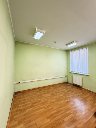 Оренда окремих кабінетів у окремозбудованому офісному будинку єпаркінг - фото 1