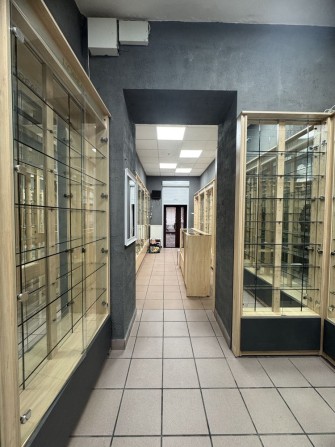 Оренда магазину центр(р-н вул.Франка)вул.К.Левицького - фото 1