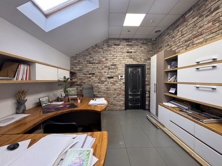 Здам в оренду уютний офіс з меблями вул. Грушевського, Драгоманова - фото 1