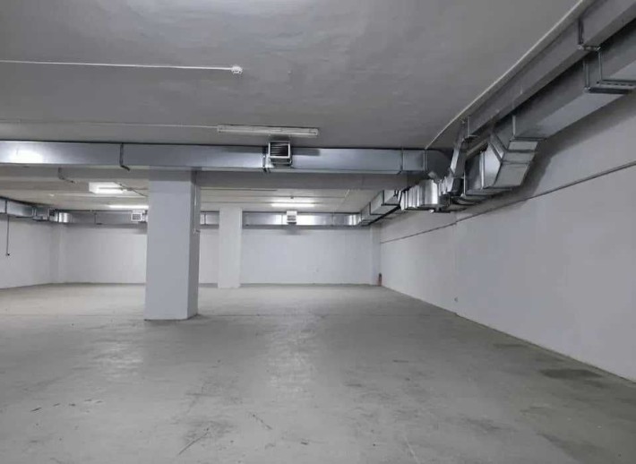 Сдам склад 280м2;320м2;600м2. Правый берег. - фото 1