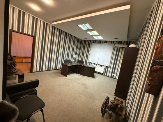 Аренда отдельно стоящего офисного здания с ремонтом. Запоріжжя