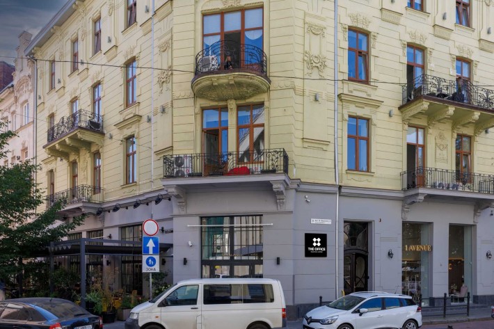 Оренда офісу 288 м² в центрі Львова вул. М.Вороного 3 - фото 1