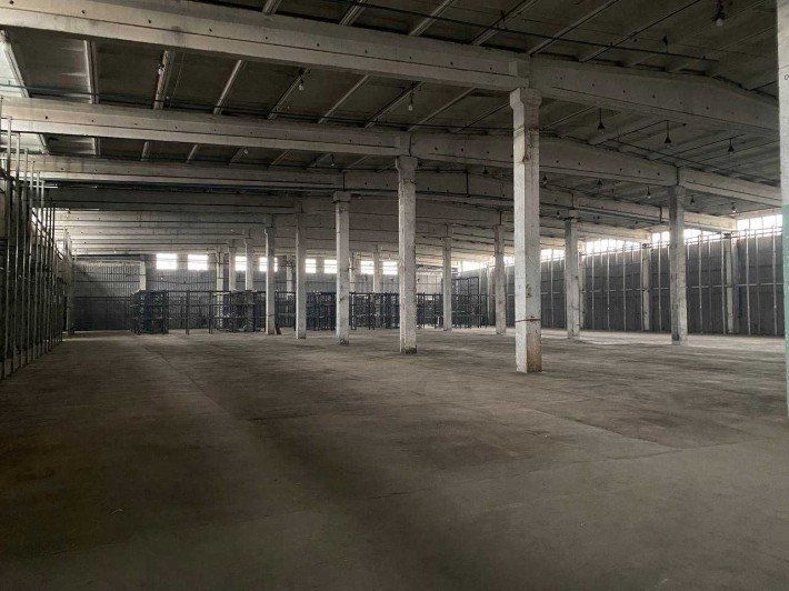 Оренда складу на рампі 2556 м2 Лівий берег БЕЗ КОМІСІЇ!!! - фото 1