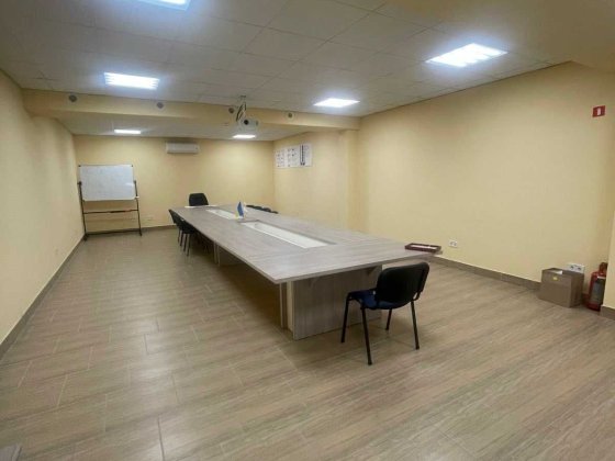 Оренда приміщення 68м2 р-н Дендропарку