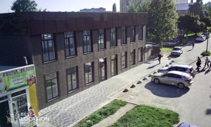 Оренда приміщення на другому поверсі у м. Кропивницький - фото 1