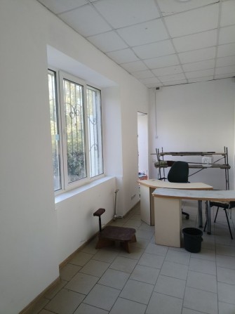 Здається торгове/послуги  приміщення (світло завжди) Осіпенк. мкр-н - фото 1