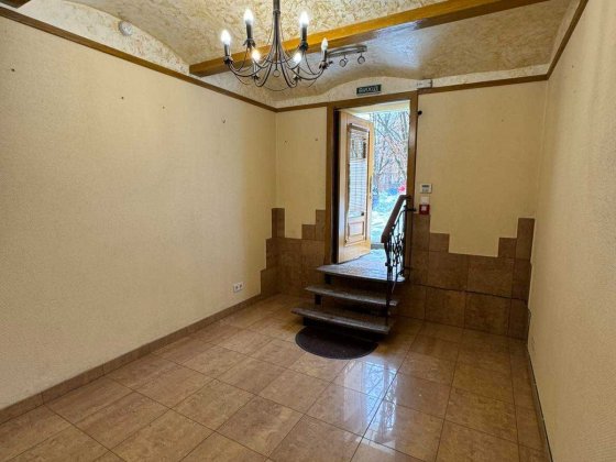 Оренда приміщення район Стрийського ринку Франка Львів