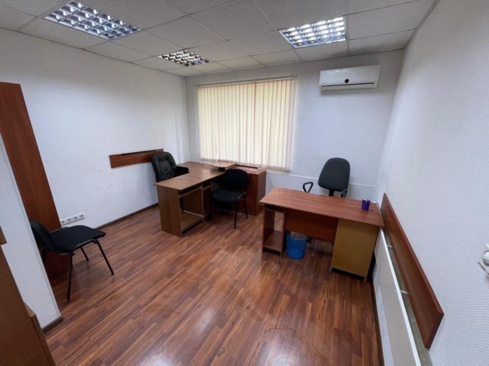 Оренда кабінету в центрі міста - фото 1
