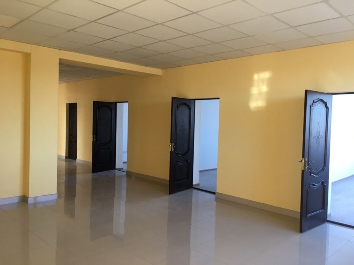 Офіс Шевченківський район Вул.Пластова - фото 1