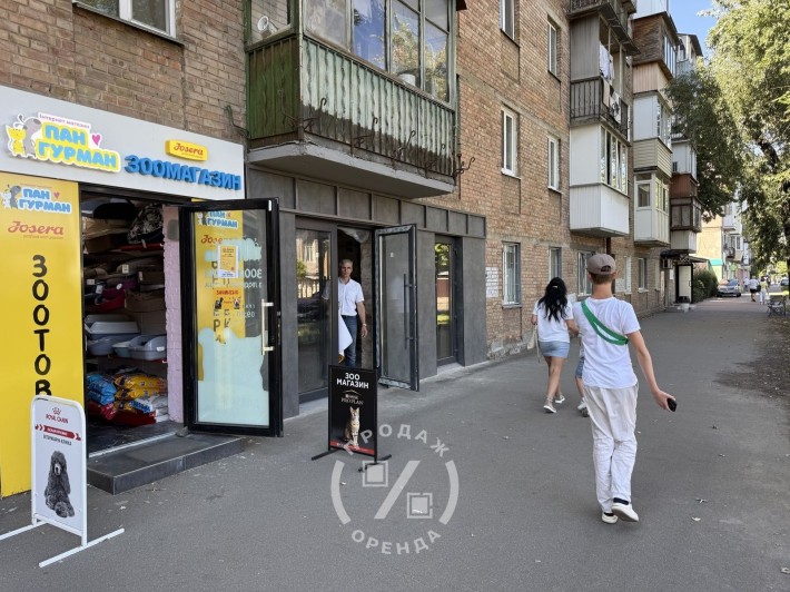 Оренда! Фасадне Приміщення Головка 6, 6 кв.м - фото 1