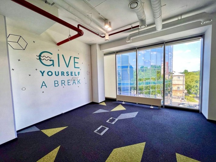 Оренда Офісу з ремонтом 350 (м2) в БЦ, Власник - фото 1