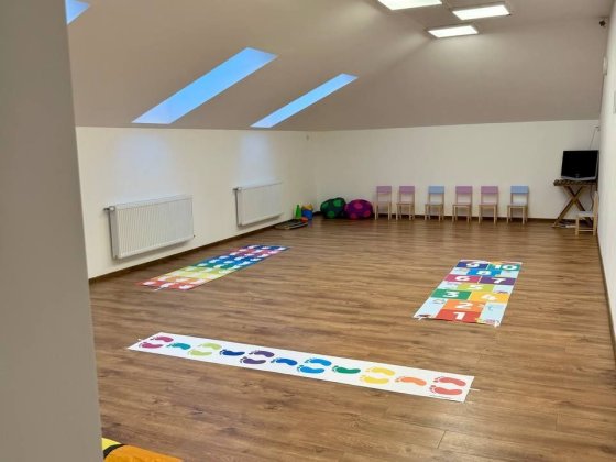 Погодинна оренда залу йога фітнес танці групові заняття семінари трені Львов