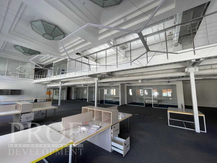 Оренда офісу вільного планування метро Олімпійська (1400 м2) - фото 1