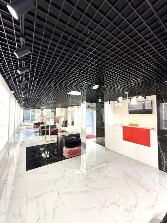 Оренда або продаж торгового приміщення, Львів, вул. Пасічна, 94а - фото 1