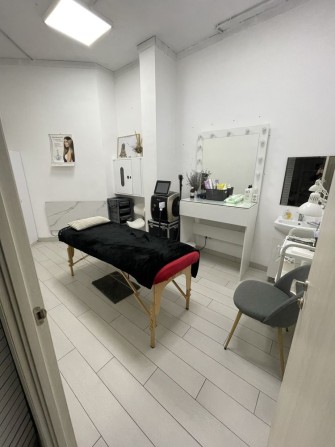 Оренда кабінету або кушетки в салоні краси - фото 1