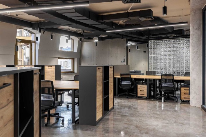 Оренда офісу з меблями на вул.Міцкевича, 280м2,Центр Львова,Генератор! - фото 1