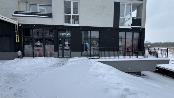 Суборенда  фасадного приміщення 40 м2 у ЖК Continent - фото 1