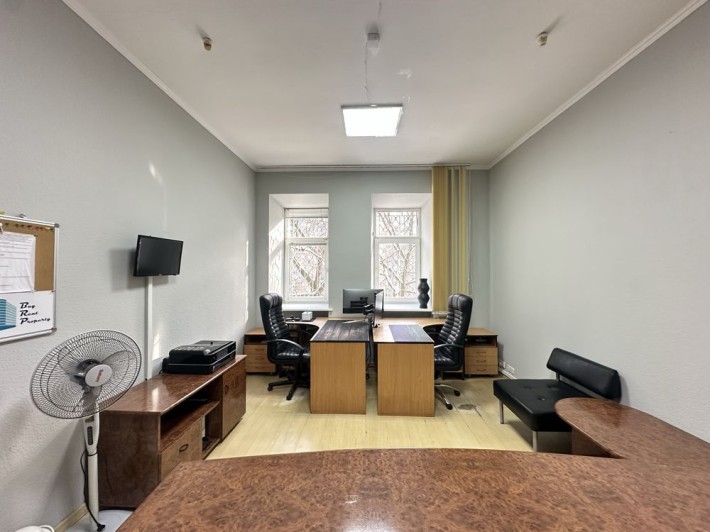 Без %! Оренда офісу з меблями в центрі, вул. Костельна (70 кв.м.) - фото 1