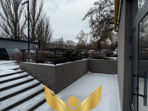 Оренда: фасадне комерційне приміщення 93 м2 перший поверх Волкова 3V