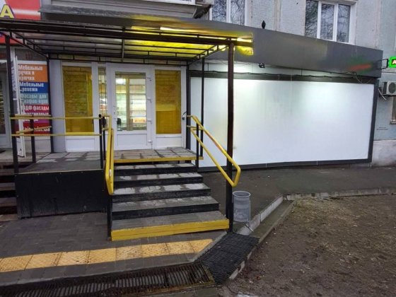 Аренда  приміщення  під комерція,  бізнес,магазин Запоріжжя