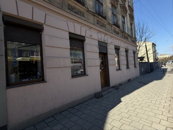 Оренда комерційного приміщення( ближній центр) Львів