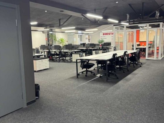 Оренда окремої офісної будівлі  на вул. Олени Степанівни, 560м2 Львів