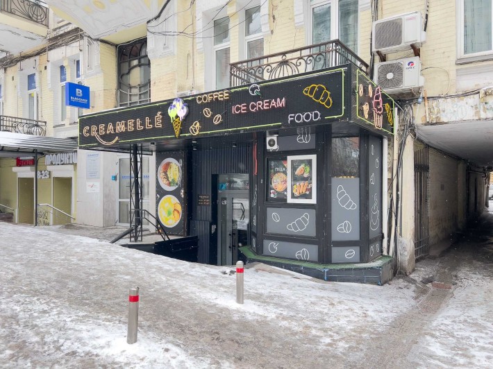 Оренда Фасадного приміщення вул Шота Руставелі 29 ВИТЯЖКА Палац Спорту - фото 1