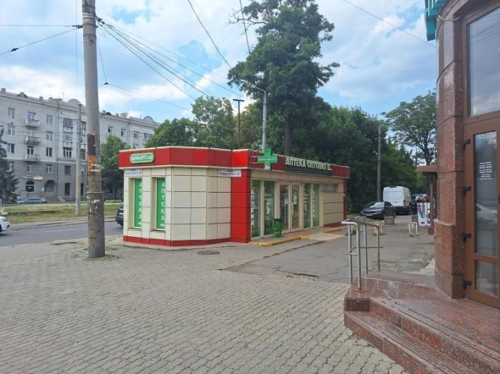 Оренда приміщення пр.Д.Яворницького (ринок Озерка) - фото 1