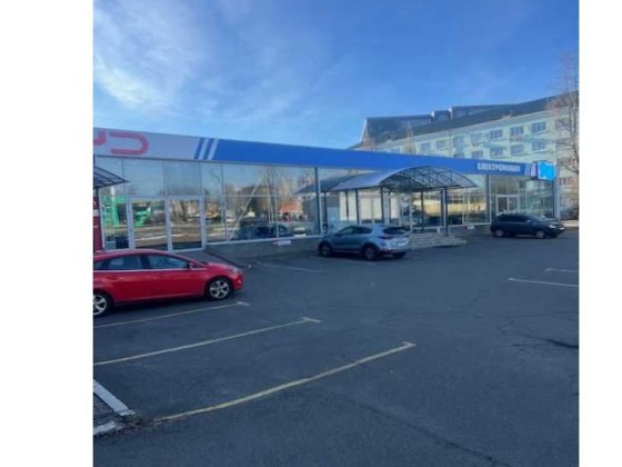 Автосалон з виставковим майданчиком в оренду, Поділ, метро Т.Шевченко.