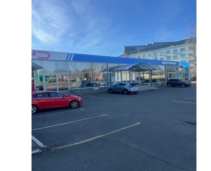 Автосалон з виставковим майданчиком в оренду, Поділ, метро Т.Шевченко. - фото 1