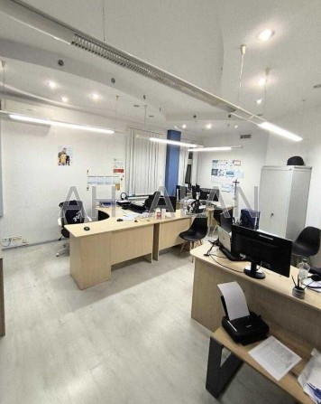 Оренда офісу, Поділ, Поштова площа, без% - фото 1