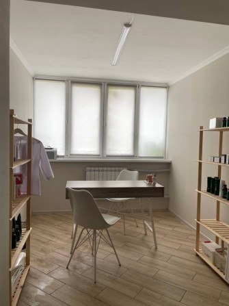 Оренда Кабінету у студіі краси на подолі (4 хв від метро контрактова) - фото 1