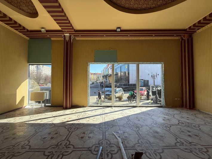 Оренда комерційного приміщення на території ТВК Південний - фото 1