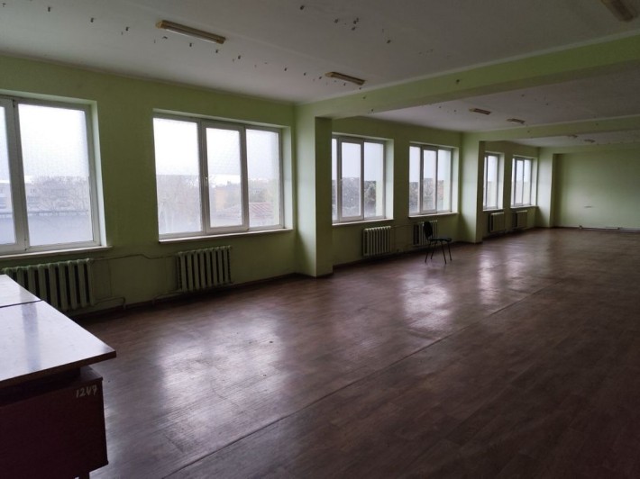 Оренла приміщення по вул. Зелена - фото 1