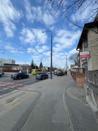 Оренда комерційного приміщення за адресою: вул. Шевченка 120. - фото 1