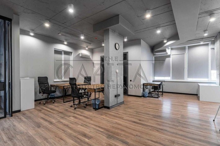 Аренда меблированного офиса в ЖК бизнес класса River Stone - фото 1