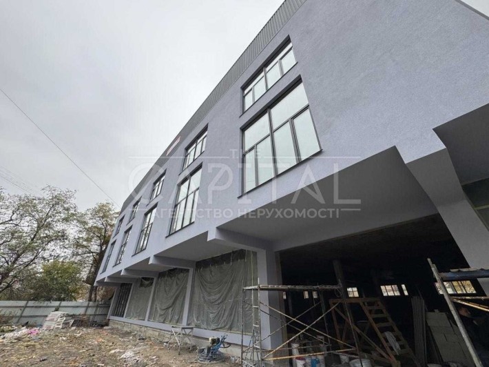 Аренда здания 3300 м2/ Подол / Межигорская / Тараса Шевченко / Центр - фото 1