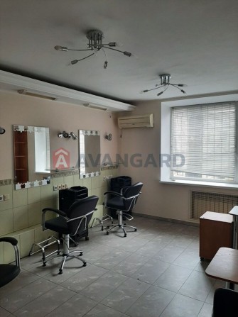 Здам у оренду салон краси, р-н малого ринку. - фото 1